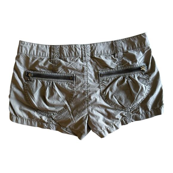 Express Utility Cargo Shorts with Back Zip Pockets - Size 4 Khaki - Picture 3 of 9
